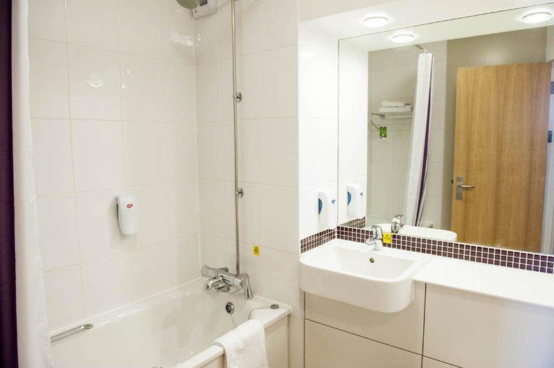 Premier Inn Bristol East Emersons Green Coalpit Heath Kültér fotó